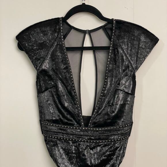 Victoria’s Secret Small black gold velour metallic chain shoulder pads sheer - Picture 2 of 8